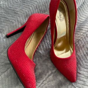 Women’s red pumps